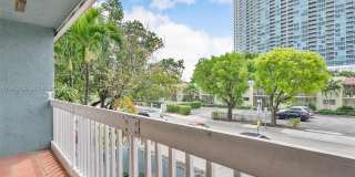 515 NE 38th St Gallery 48