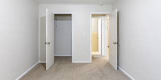1 & Bedrooms Walking distance to McCarrons Lake! - Roseville 1 & Bedrooms Walking distance to McCarrons Lake! - Roseville Gallery 35