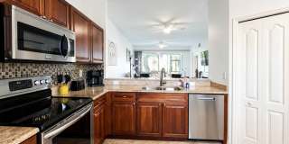 Beautifully furnished 2BR/2BA first-floor condo Gallery 10