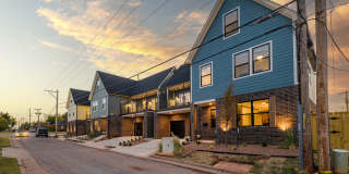 4009 North Indiana Avenue Gallery 32