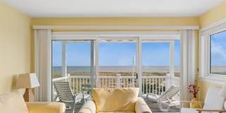 LA Coquille Of Westhampton Bch Gallery 1