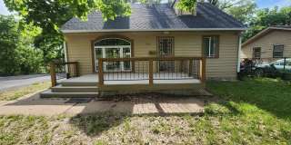 Spacious 4 bedroom Gallery 1