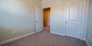 Available Now! 3bed 2 bath home for rent, small dog allowed! Gallery 18