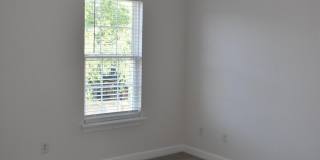 201 Bainbridge Drive Gallery 14