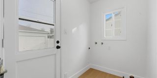 2917 Del Amo Gallery 17