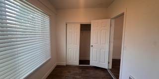 Adams Apartments Gallery 11