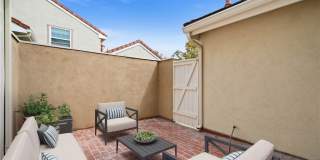 34 Oxford Gallery 19