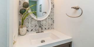 23 Carey Lane Gallery 16