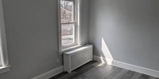 72 WASHINGTON Street Gallery 10