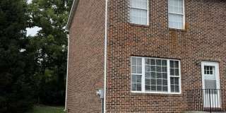 1014 Bridle Court - 1 Gallery 42