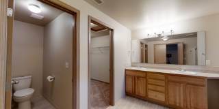 Clean Home with Lots of space ready to be your Home! Gallery 35