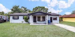 7762 Lake Park Dr 7762 Lake Park Dr Gallery 1