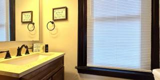 425 JUNIPER Street Gallery 9