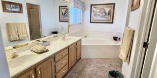 3 Bed 2 Bath Home in Meadow Creak!! 55+ Community!!! Gallery 19