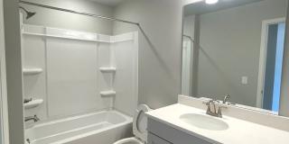 Saratoga Springs 4 Bedroom Townhome Gallery 10