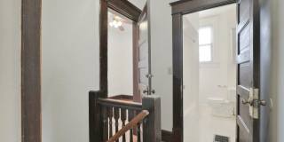 4 Bedroom , 2 Bath Newly Renovated house - Right off of High St Gallery 21