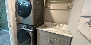 5689 Mentmore Dr Gallery 5