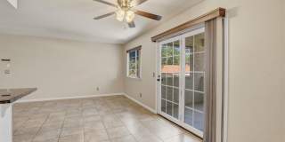 Upgraded 2 bedroom 2 bath upstairs condo Gallery 24
