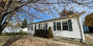 Updated 3 Bedroom, 2 Bathroom House Gallery 1
