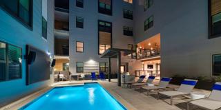 Noble 2500 - Student Housing Gallery 2