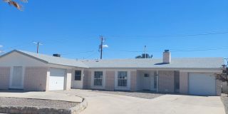 Welcome Home ! 3 bedroom 1.5 bath rental -DUPLEX Gallery 3