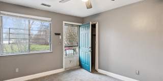 $1,300 - 3 bedroom 1 bath Gallery 3