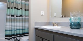 Hidden Oaks Apartments Gallery 3