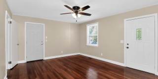 Updated 3 Bedroom Home Near Camp North End Gallery 3