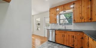 407 HAVERFORD DR Gallery 11