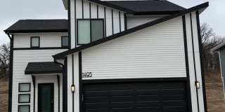 Luxury Homes in West Des Moines Gallery 1