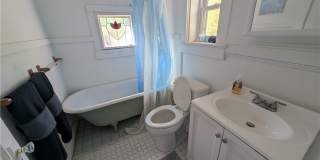 1637 Woodford Avenue Gallery 2