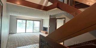 $1545 - 2 bed 1.5 bath - Duplex located in Riverside Gallery 24