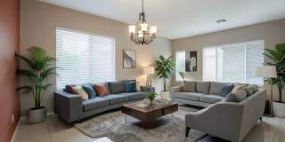 Gorgeous 4 bed 3 bath Single Level Home in Norterra Area Gallery 27