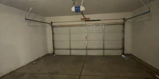 Great West-Side Duplex w/ Two-Car Garage Gallery 22