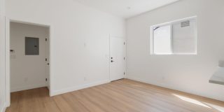 10558 Encino Avenue Gallery 2