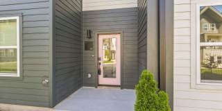 Three-story townhome offers a spacious layout with 3 BR and 3.5 bathroom in Nashville Gallery 16