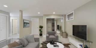 2042 W Warren Boulevard Gallery 24