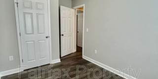 721 Liberty Street Gallery 16