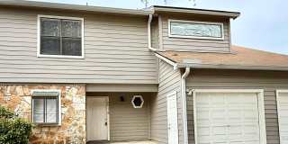 Townhome for Lease in North Austin! Gallery 1