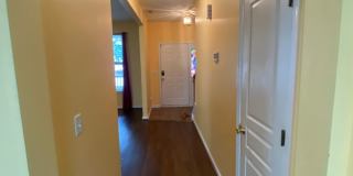 Charming Hampton Home Gallery 11