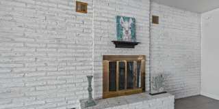 106 E GENEVA Drive Gallery 12