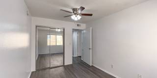 Gorgeous 2 Bed/2 bath apartment in excellent Sherman Oaks area! Gallery 23