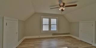 2211 Brown Avenue Gallery 23