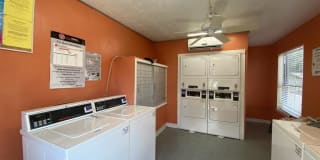 Hunters Point Apartments Gallery 33