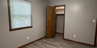 Recently Remodeled 3 Bed / 2 Bath near Mercy Hospital Gallery 13