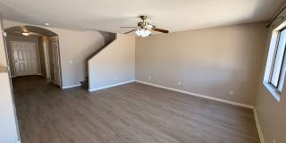 Large Avondale Home W/ Full Bedroom Downstairs and a huge loft! Large Avondale Home W/ Full Bedroom Downstairs and a huge loft! Gallery 9