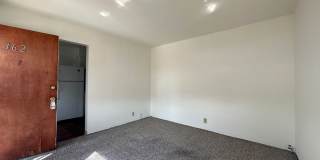 2 Bedroom Duplex Close to Midtown! 2 Bedroom Duplex Close to Midtown! Gallery 1
