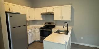 Studio Apartment in the Sable Cove Condominiums Community!  **Move-In Special** Gallery 3