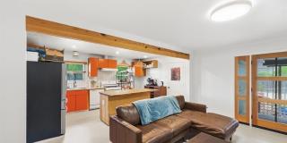 2137 Lenamon Street Gallery 15