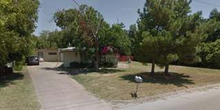 Huge Home For Lease Near Universities and Hendrick -4 Bedrooms and 2 Baths Huge Home For Lease Near Universities and Hendrick -4 Bedrooms and 2 Baths Gallery 1